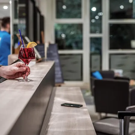 Ibis Styles 3* 보베