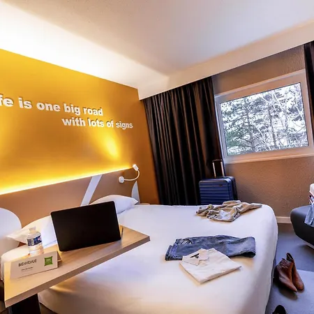 Ibis Styles 3*