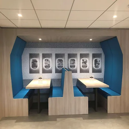 Ibis Styles 3* بوفيه