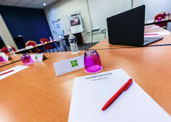 Ibis Styles בווה